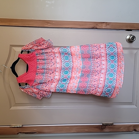 wonder nation Other - Wonder Nation large 10/12 pink floral/hearts dress with open shoulder sleeves